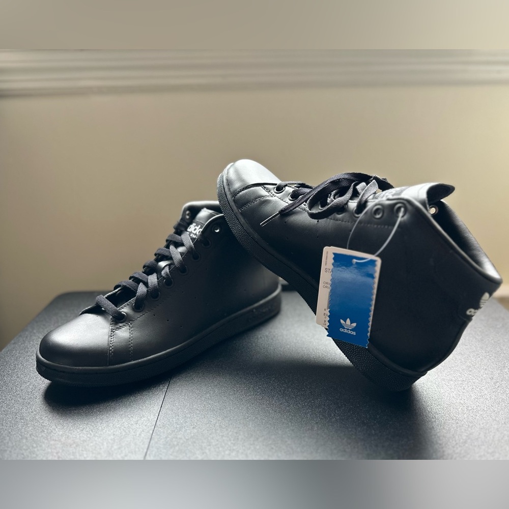 ADIDAS - STAN SMITH MID